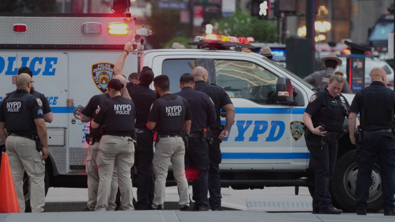 Manhattan Mass Shooting Leaves Office Workers Rattled and Resigned