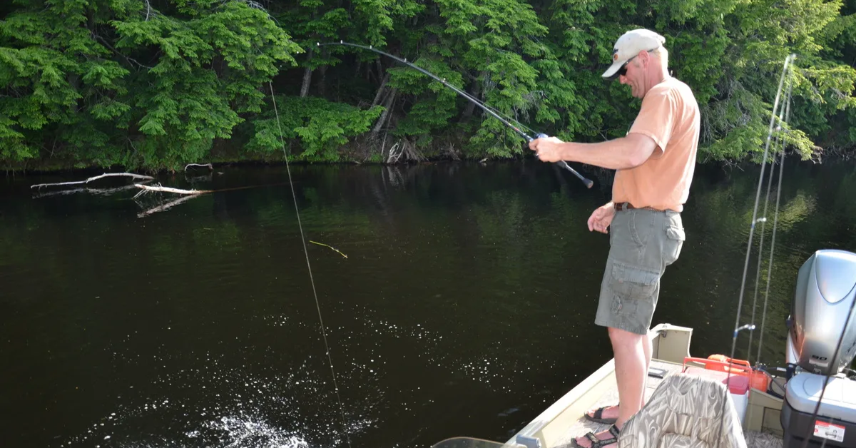 A ‘Wacky’ Way to Fish: Late-Season Smallmouth Bass Techniques in Maine