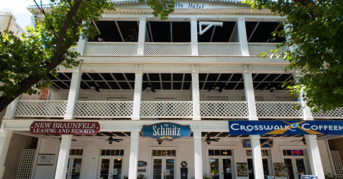 Discover Elegance and Flavor: Schmitz Hotel Brings Upscale Southern Cuisine to New Braunfels, Texas