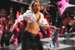 Doja Cat’s “Jealous Type” Performance at 2025 MTV VMAs Leaves Fans Amazed